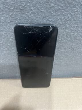 Wiko Life C210AE Smartphone (Assurance Wireless) - 8 GB Black - DAMAGED